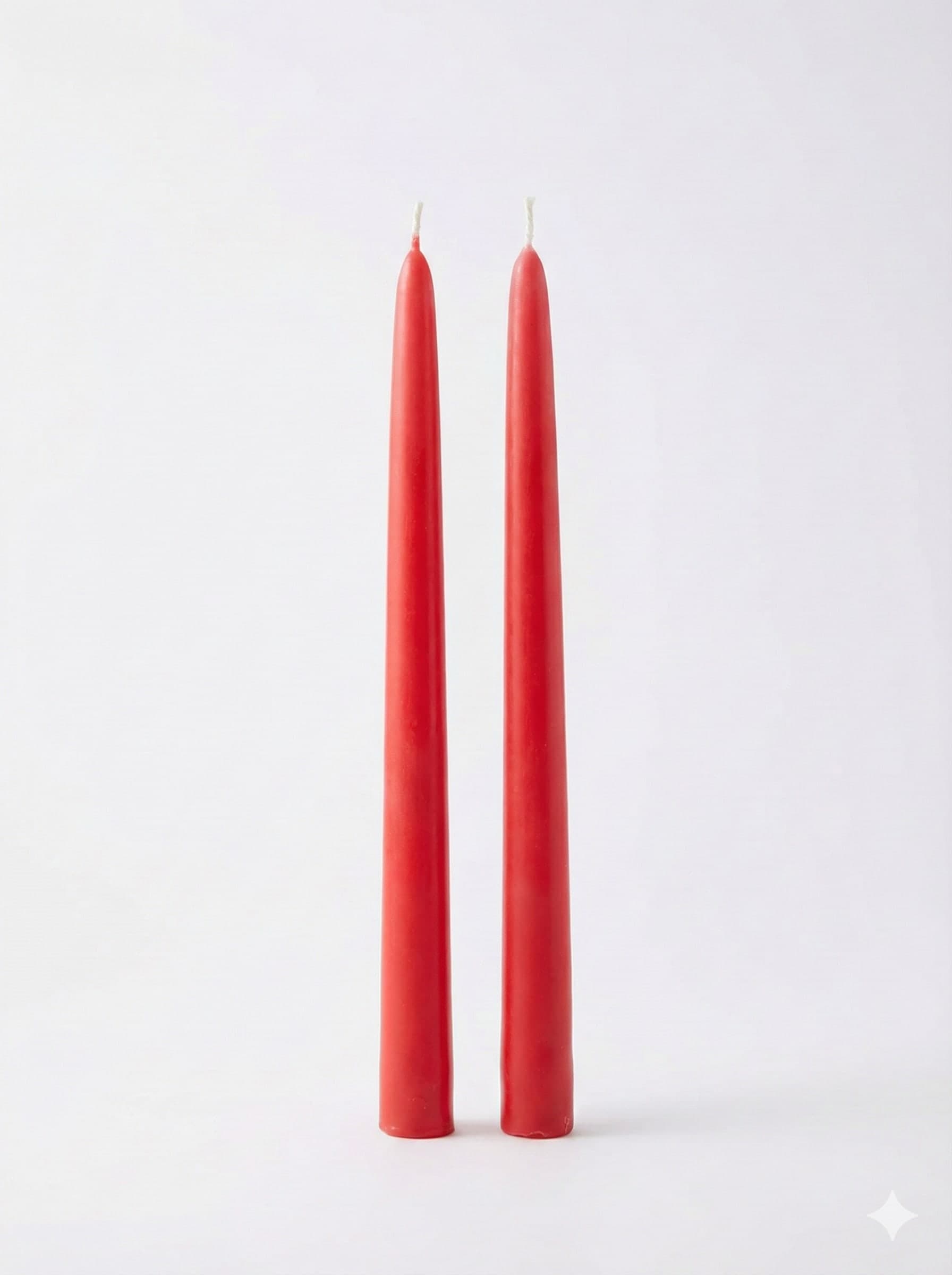 Pack Dúo de Velas Cónicas Rojas para Candelabro - Imagen 1